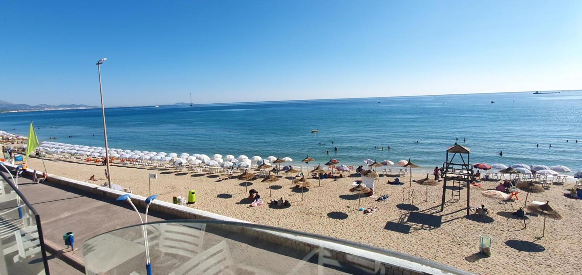 Kabila Vista N4 Vue Piscine المضيق